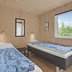 Nice Home In Nordborg With Sauna *