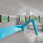 Nice Home In Nordborg With Sauna 诺德堡