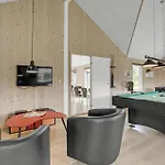 Gorgeous Home In Nordborg With Sauna בית נופש *