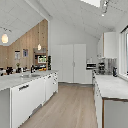 8 Bedroom Stunning In Σπίτι διακοπών