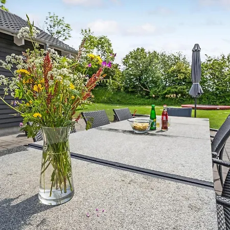 בית נופש Gorgeous Home In Nordborg With Sauna נורדבורג